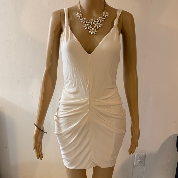 BCBGMaxAzria Dresses & Skirts - BCBGMaxAzria ivory dress size XXS